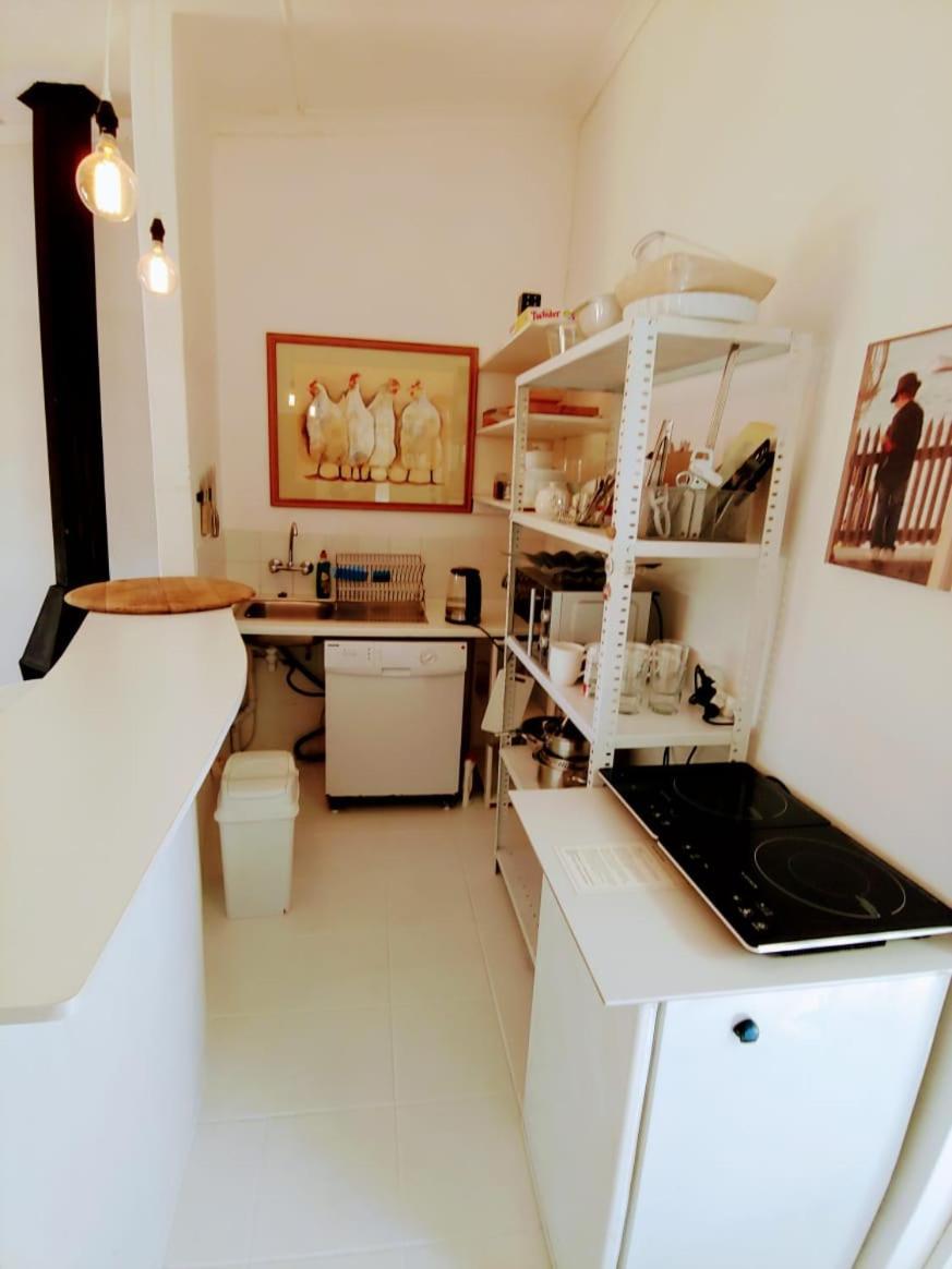 فندق هيرمانوسفي  Bamboo Beach Seaside House المظهر الخارجي الصورة